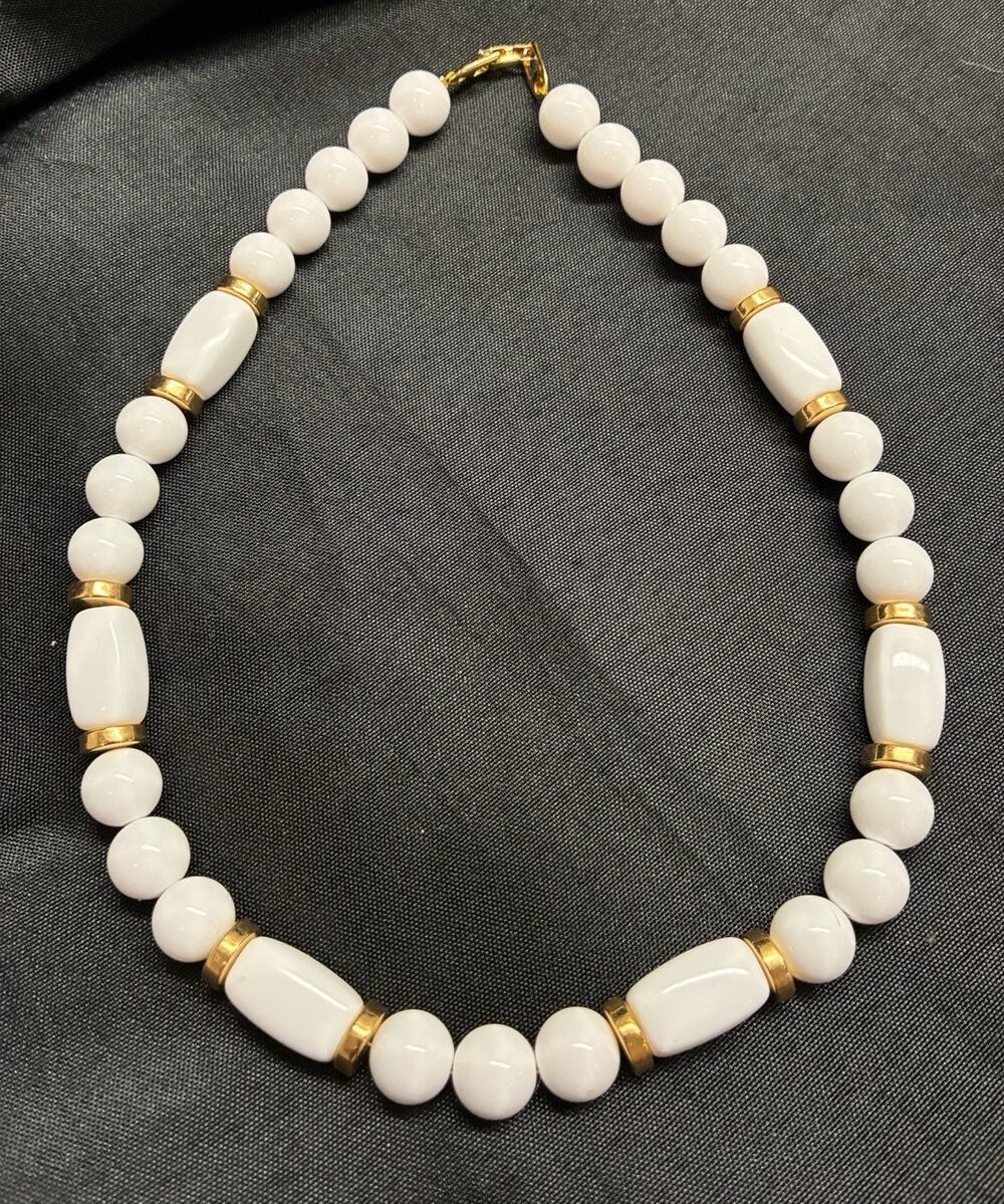Napier Estate Classic Necklace White Lucite w/Gold Beaded Spacers L3